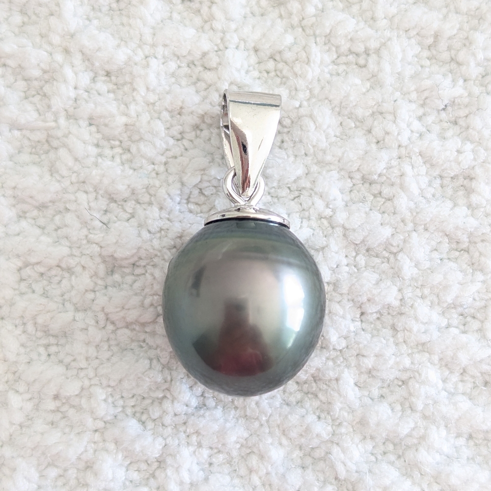 Tahitian Pearl Pendant - 11mm